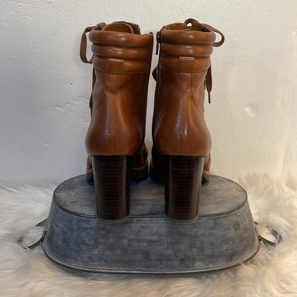 #0168 NWOB Naturalizer Brown Leather Lace Up Boots with Chunky Heel LIKE NEW -8 - Picture 10 of 11